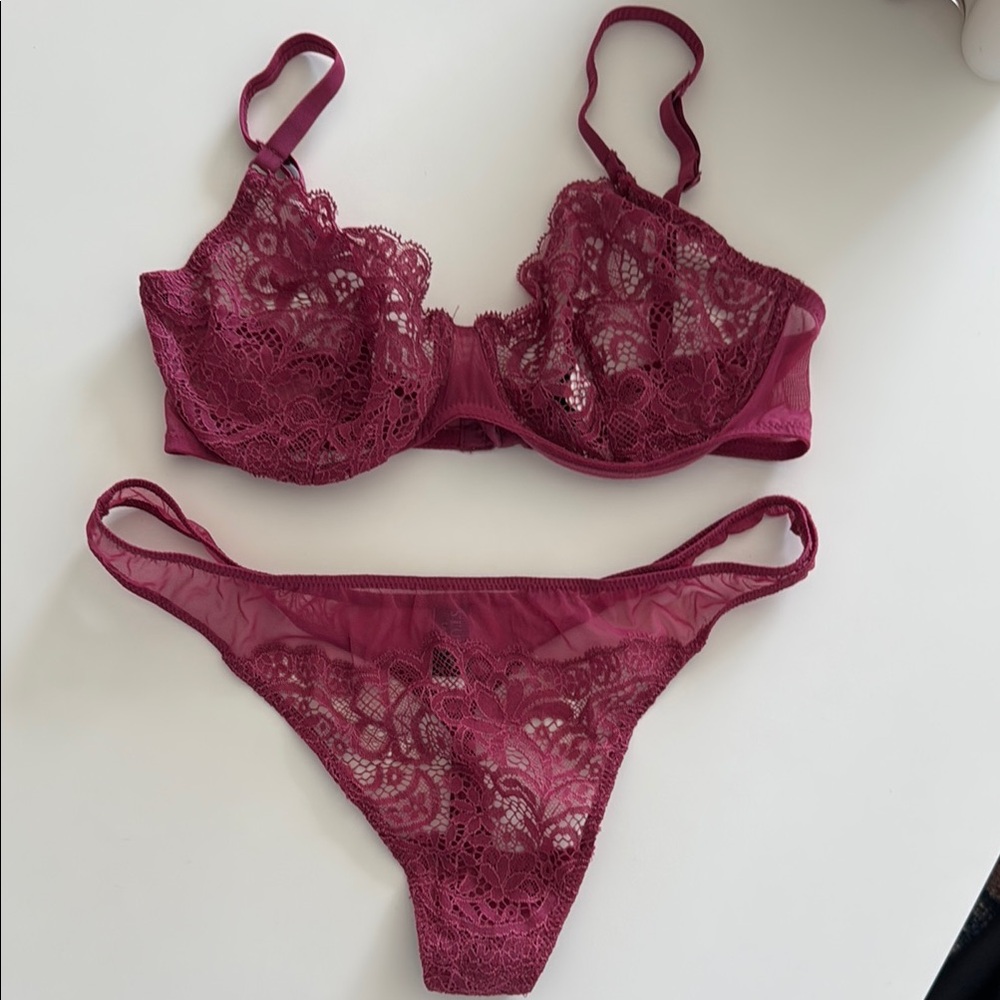 Studio La Perla Lace Underwire Bra and Panty Set - Burgundy